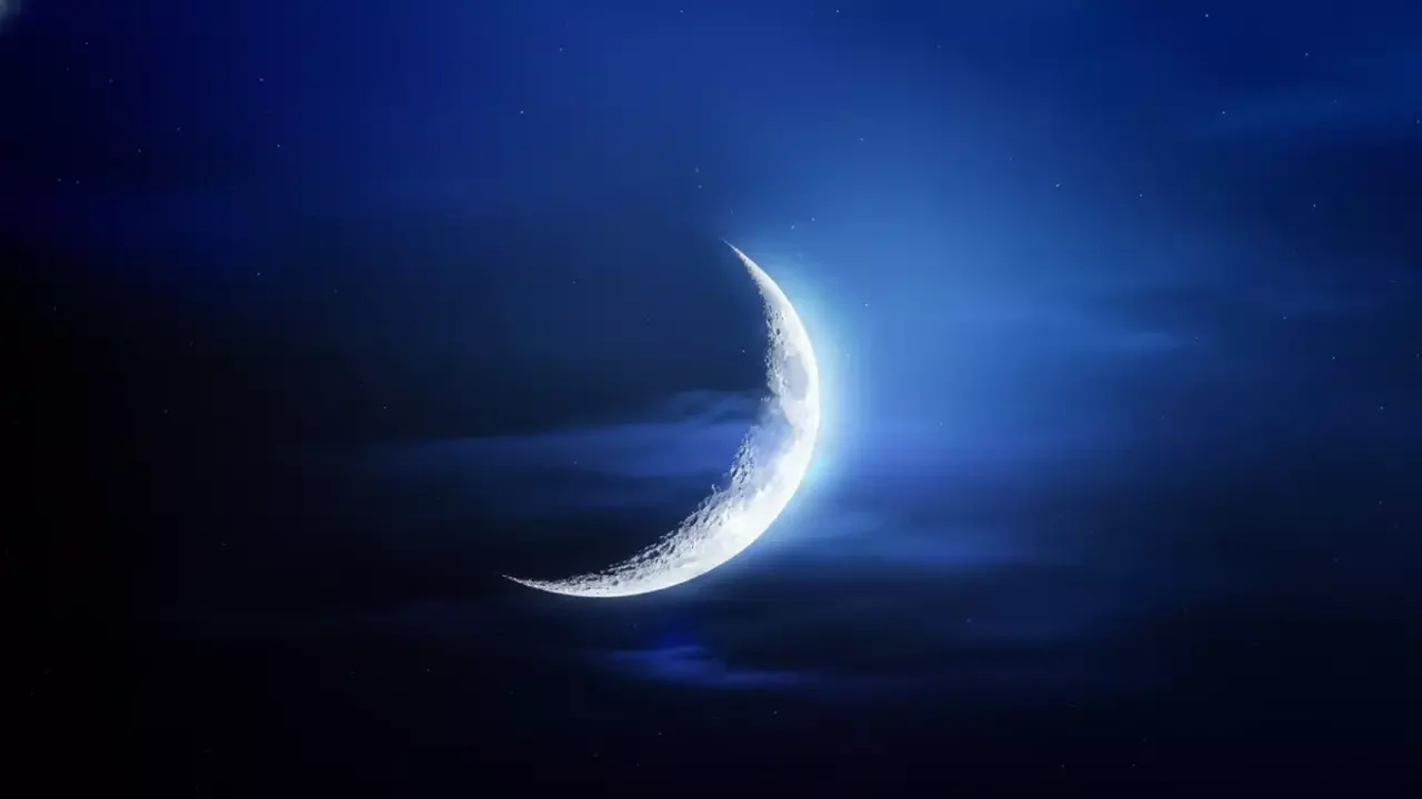 هلال رجب 1447هـ يظهر 14 دقيقة ويحدد موعد بدء الشهر المقدس بدقة